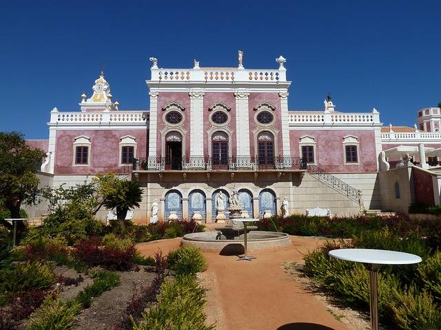 Faro Botanical Garden