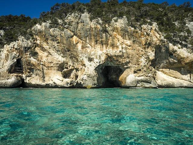 Sardinia : Grotta del Bue Marino