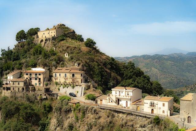 Sicily : Savoca And Mount Etna