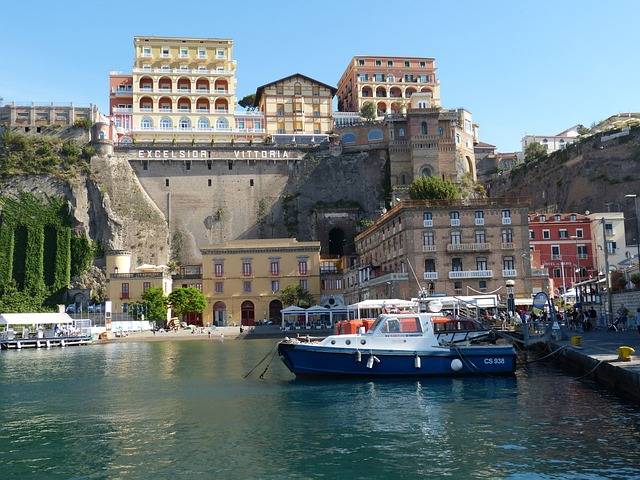 Sorrento port