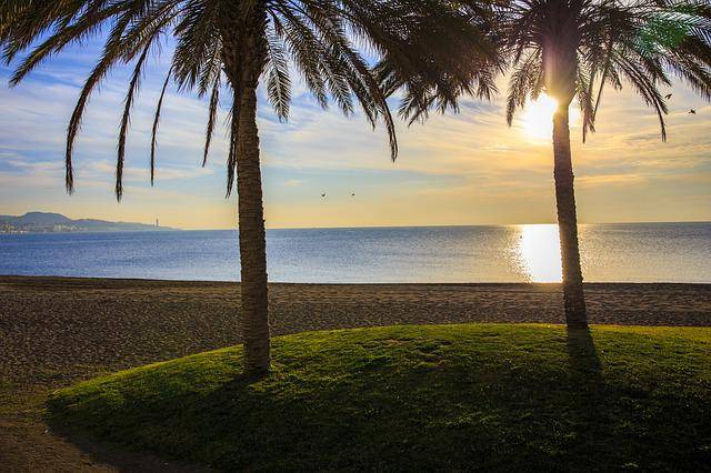 Top 5 best beaches Malaga