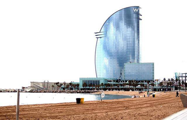 Best family beaches near Barcelona
