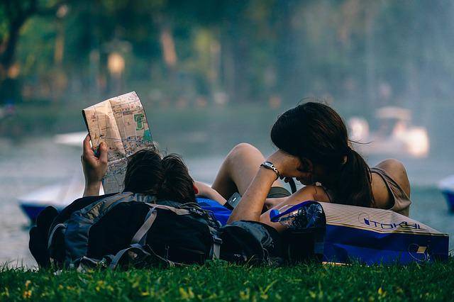 What are the best things to do in Barcelona for young adults?