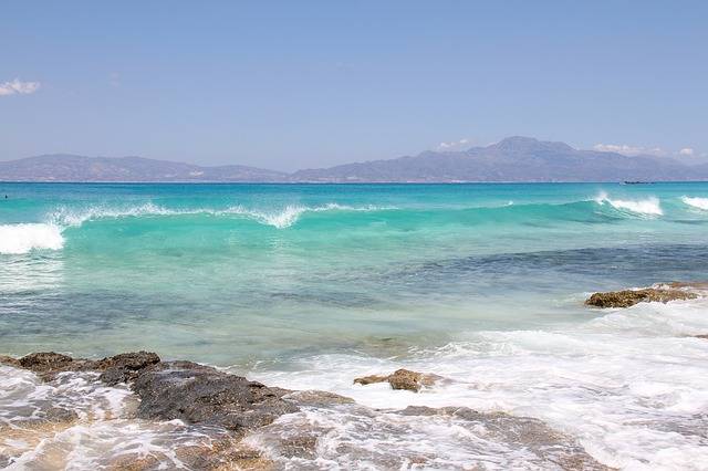 Is Crete a good place for a holiday?