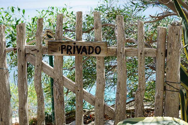 Where are the private beach Ibiza?